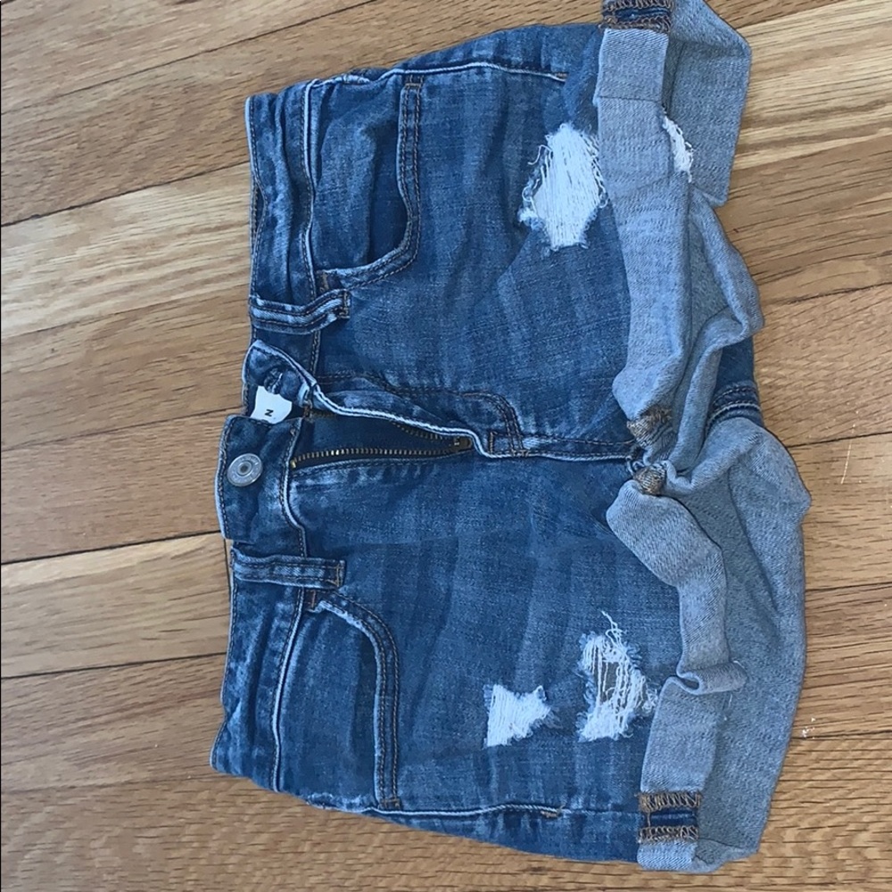 dark wash slightly ripped jean shorts